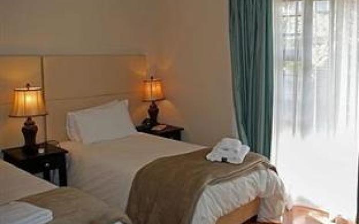Bluewater Beachfront Guesthouse