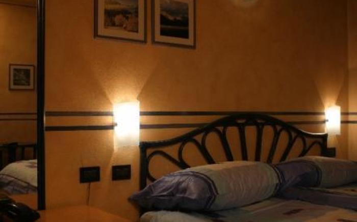 Hotel Astra