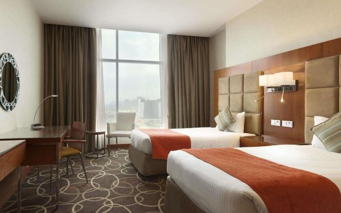 Montreal Barsha Hotel