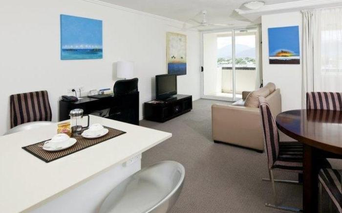 Cairns Central Plaza Apartment Hotel