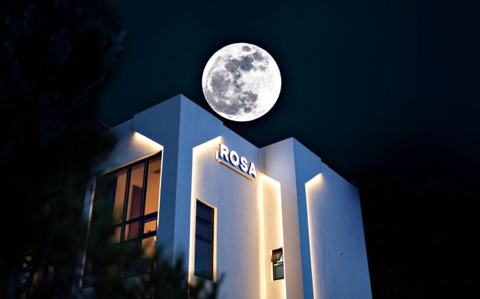 Gyeongpo Rosa Kids Poolvilla