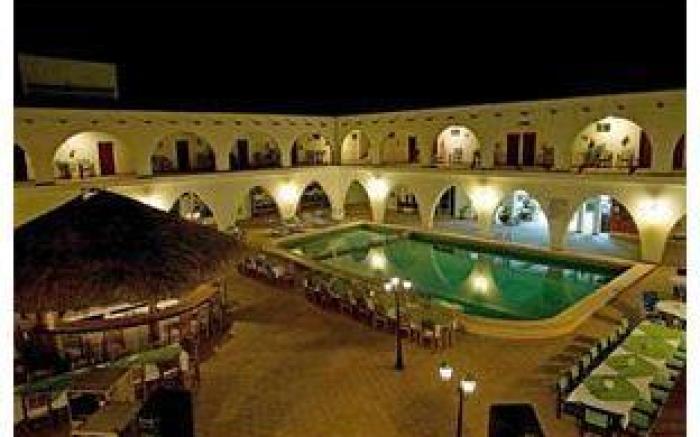 Hotel Hacienda Bugambilias