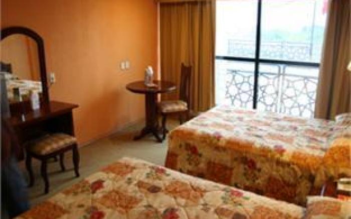 Grand Royal Tampico