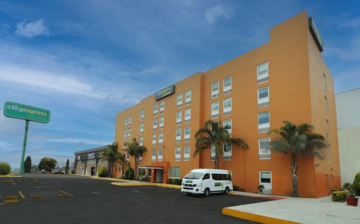 City Express Junior by Marriott Toluca Aeropuerto