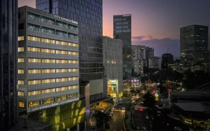 City Express Plus by Marriott Ciudad de México Santa Fe