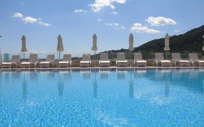 Rene Hotel