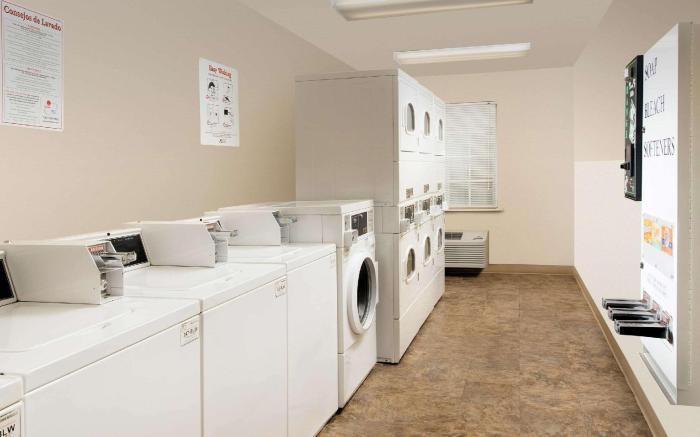 WoodSpring Suites San Antonio South