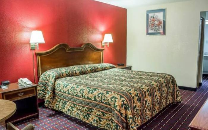 Quality Inn Henderson I-85