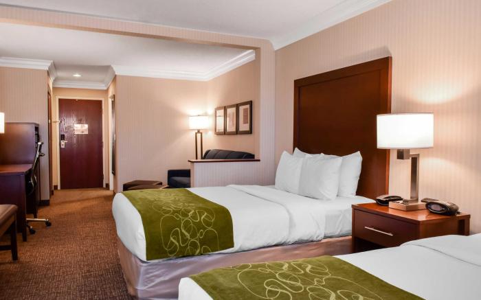 Comfort Suites Downtown Carlisle