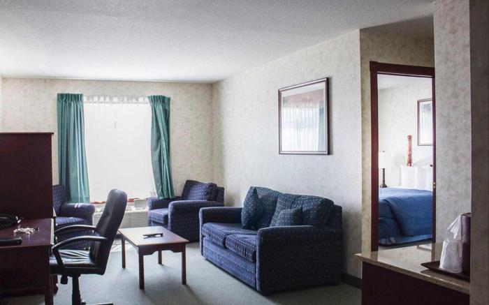 Ramada by Wyndham Nisku Edmonton Airport