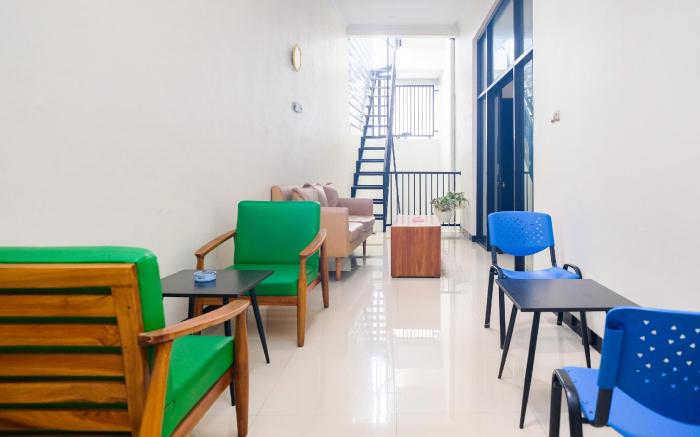 RedDoorz near Moro Mall Purwokerto 2