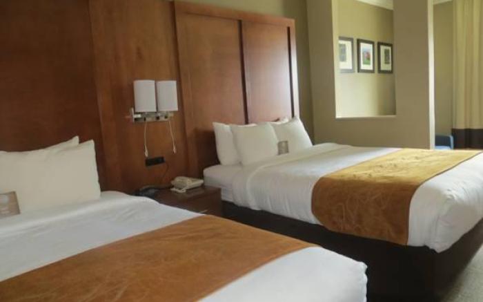 Comfort Suites