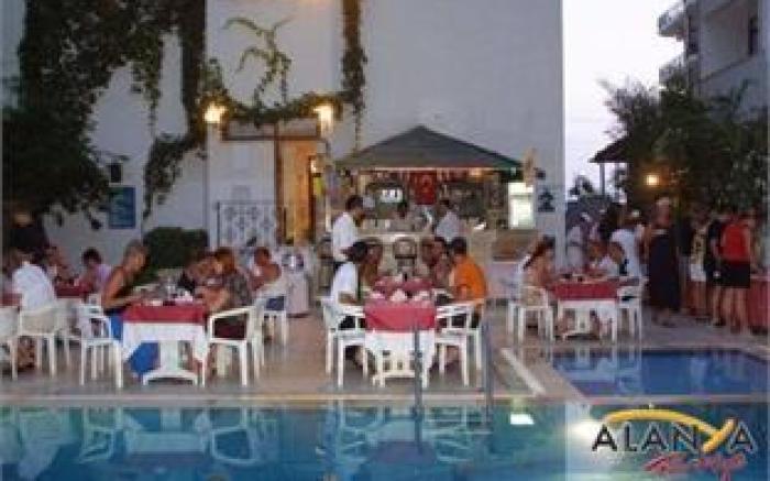 Kleopatra Celine Hotel