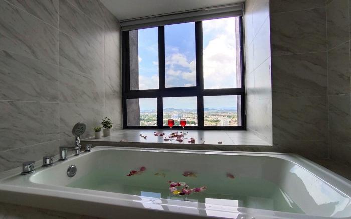 Melaka Imperio StayCheerful*pool*City*WIFI*3Pax