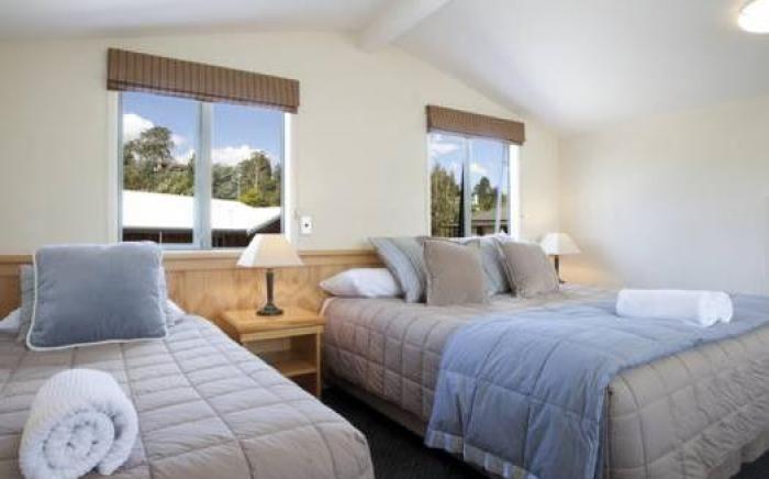 Clearbrook Motel and Serviced Apartments