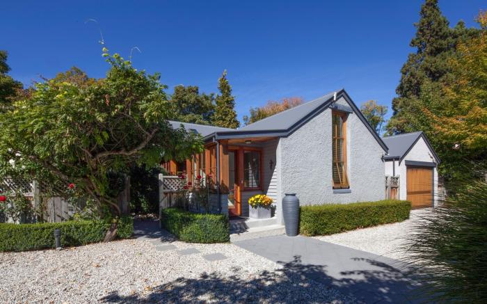 Arrowtown House Boutique Hotel