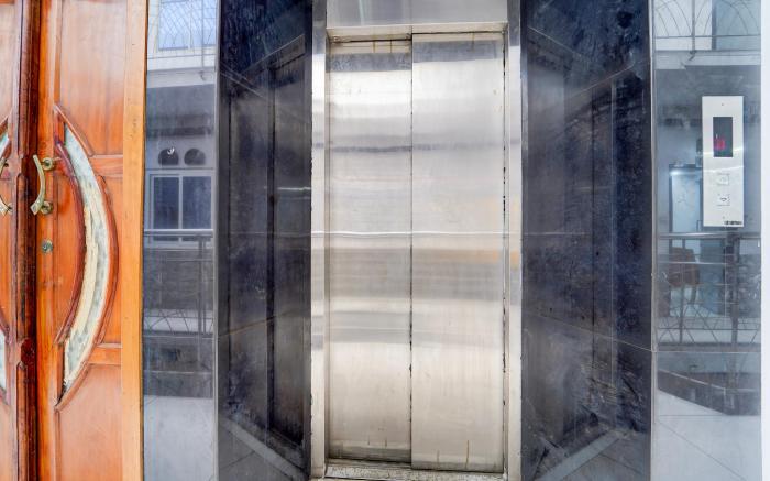 Collection O Erattupetta Formerly City Residency