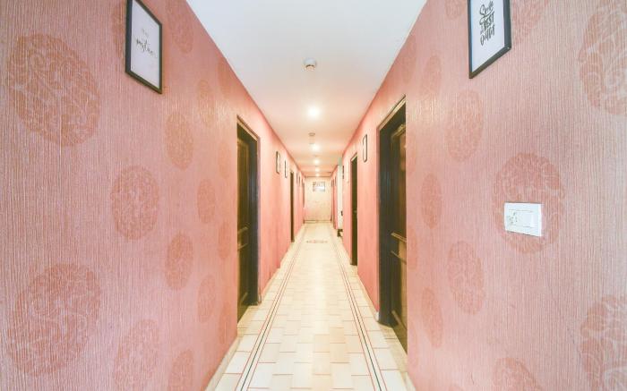 Hotel O Gangashrey