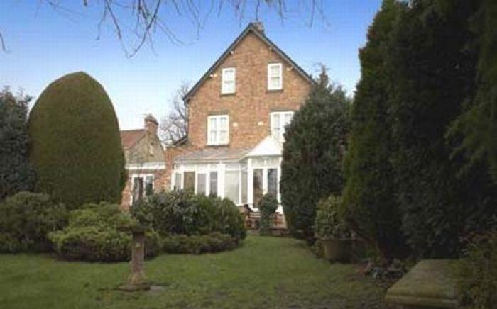 Old Manse Hotel