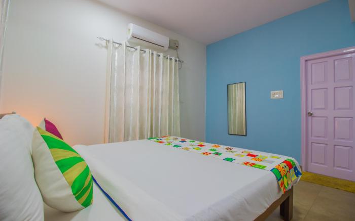 Collection O Holy Cross Home Stays