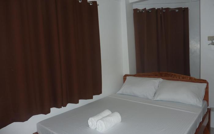 Zenith Inn & Resto Bar