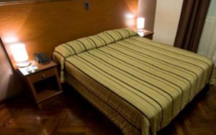 Hotel Dora