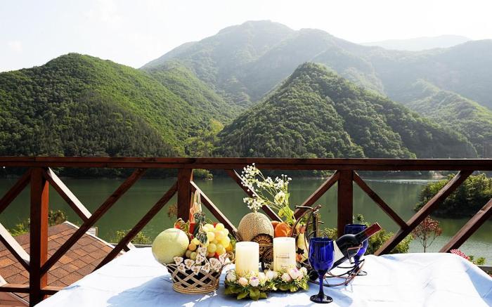Moojoo Jeonmangdae Pension