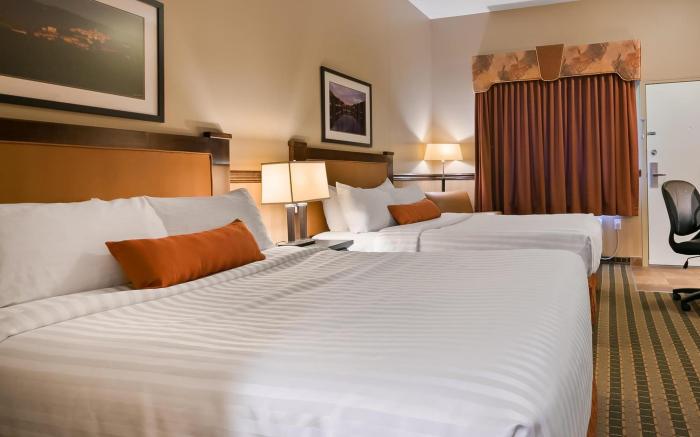 Best Western Diamond Inn