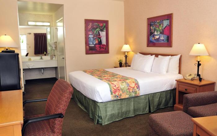 Lamplighter Inn and Suites at SDSU
