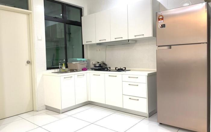 PLATINO@UHA 3BR 4-5pax near Paradigm Mall