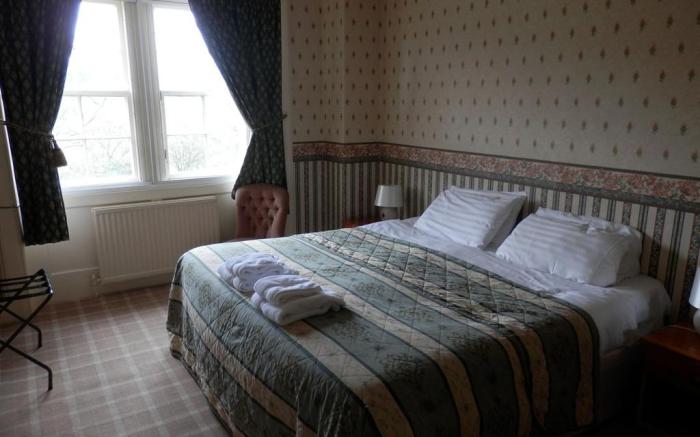 The Glen Hotel