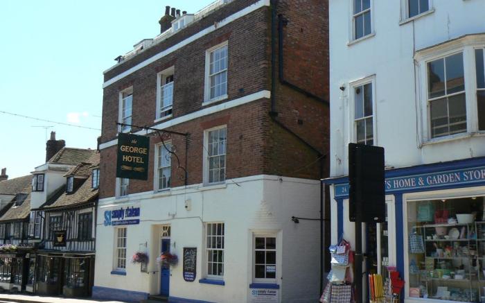 George Hotel