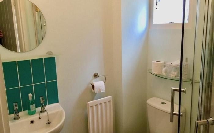 Derrin Guest House