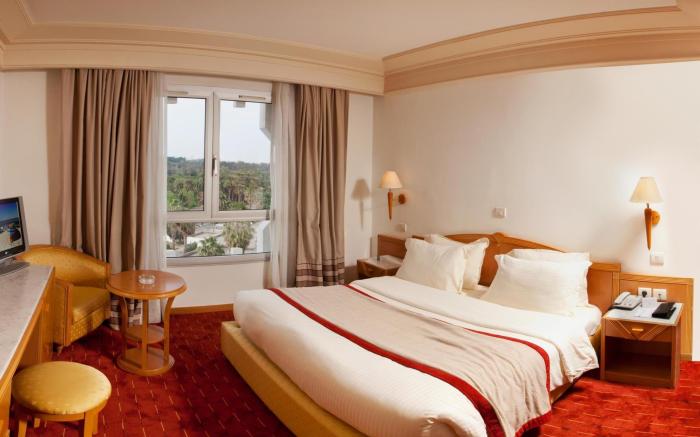 Golden Tulip El Mechtel Hotel