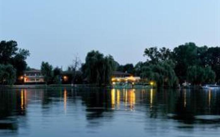 Hotel Herastrau