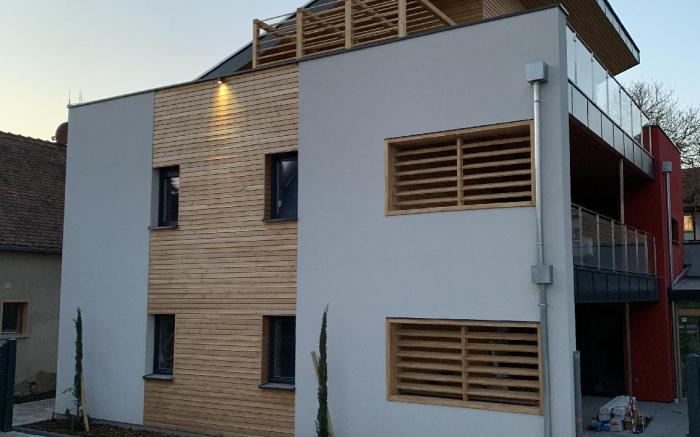 La maison devant la prairie 