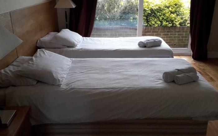 The Bear Inn and Burwash Motel