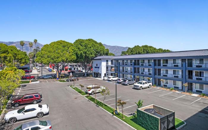 Hyland Inn near Pasadena Civic Center