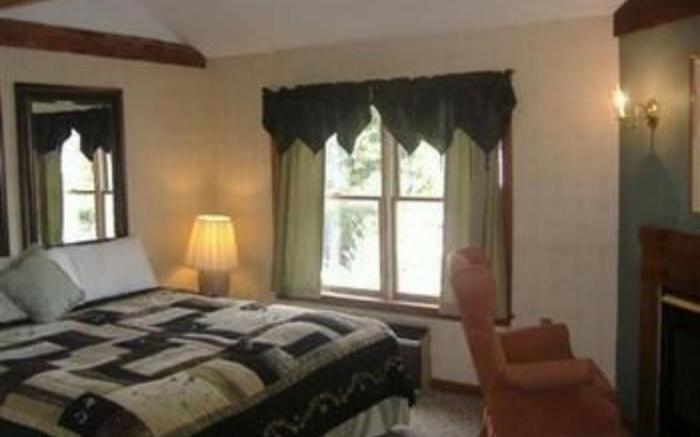 Sturbridge Country Inn - Adults Only