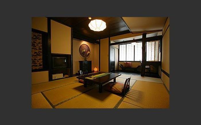 Miyako Gero Hot Spring