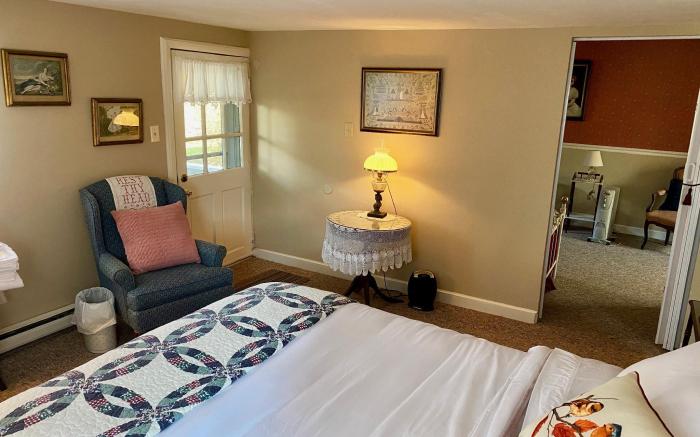Family Farmhouse Inn