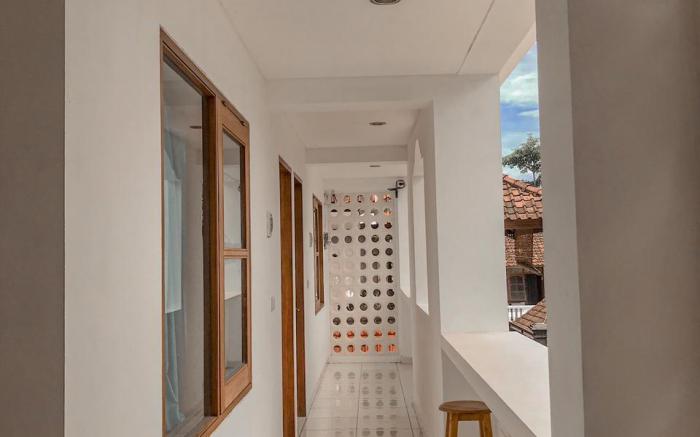 SRIKRISNA  ROOM