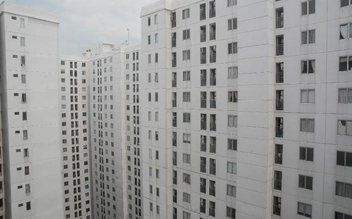 Minimalist & Stylish 1BR Bassura City By Travelio
