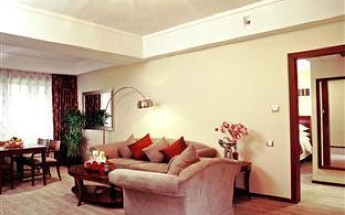 Beijing Jinlongtan Hotel