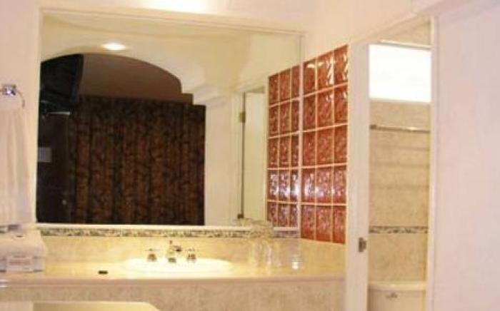Hotel Bali-Hai Acapulco