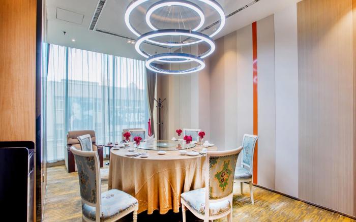 Holiday Inn Express City Centre Dalian By IHG