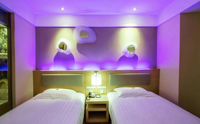 Crystal Orange Hotel Changzhou Dinosaurs Park