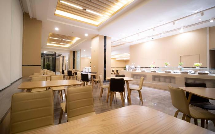 Starway Hotel Qingdao May Fourth Square Olympic Sailing