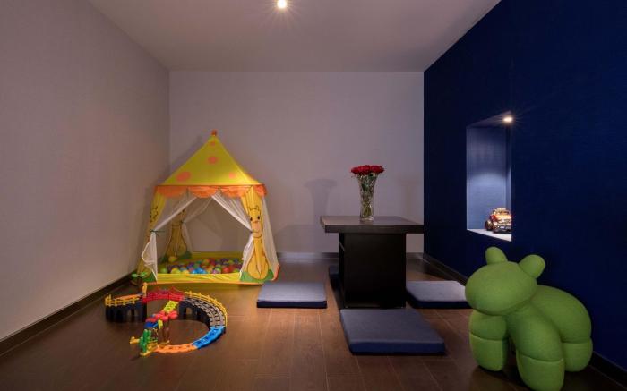 Orange Hotel Shanghai Hongkou Football Stadium