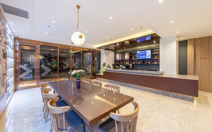 Hanting Premium Hotel Dalian Venice Water City Harbor Square